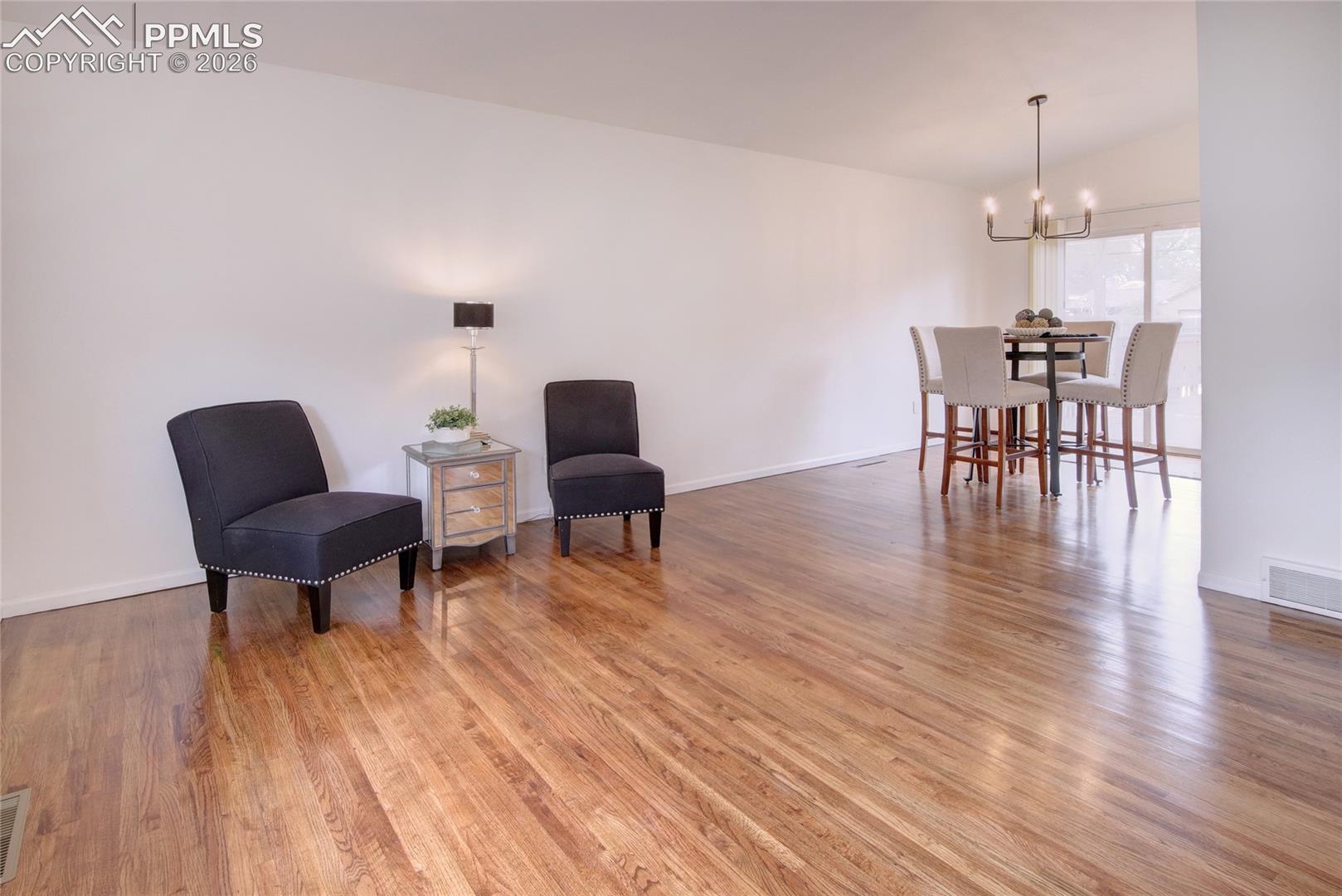 2710 Arcadia St, Colorado Springs, CO 80907
