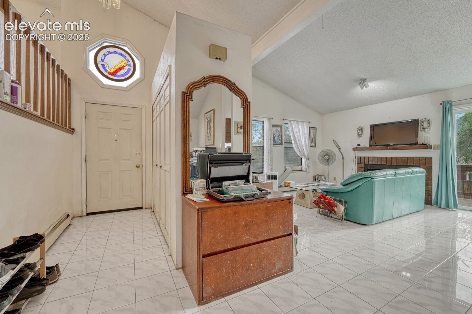 Photo 8 of 3660 Suncrest Court, Colorado Springs
