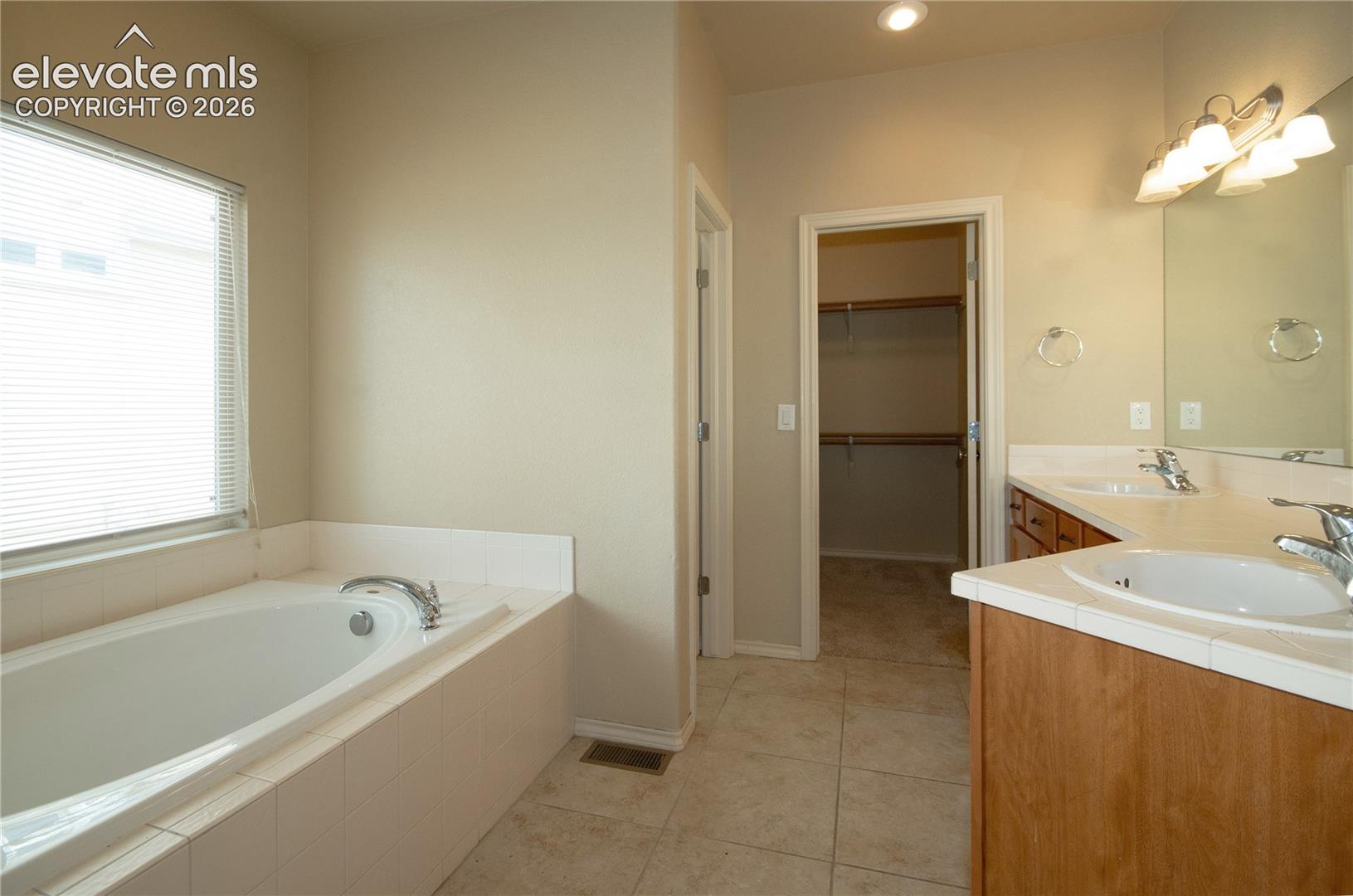 Photo 24 of 9574 Roxborough Park Court, Colorado Springs