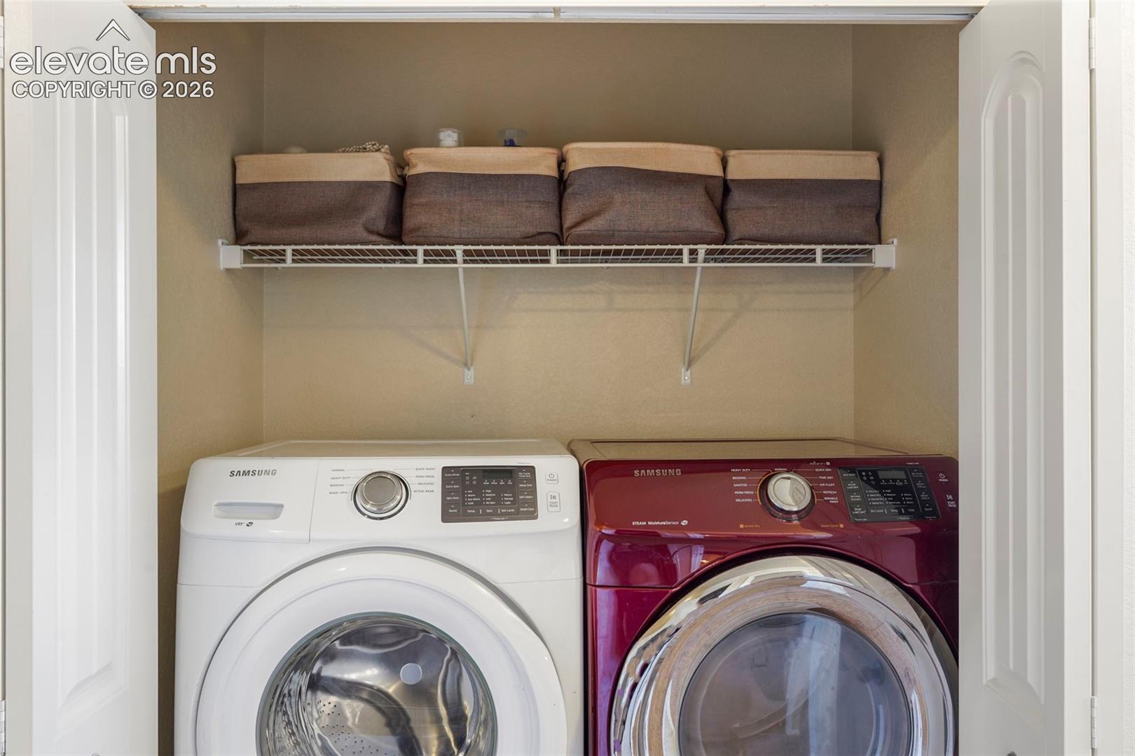 Laundry closet with wire shelving