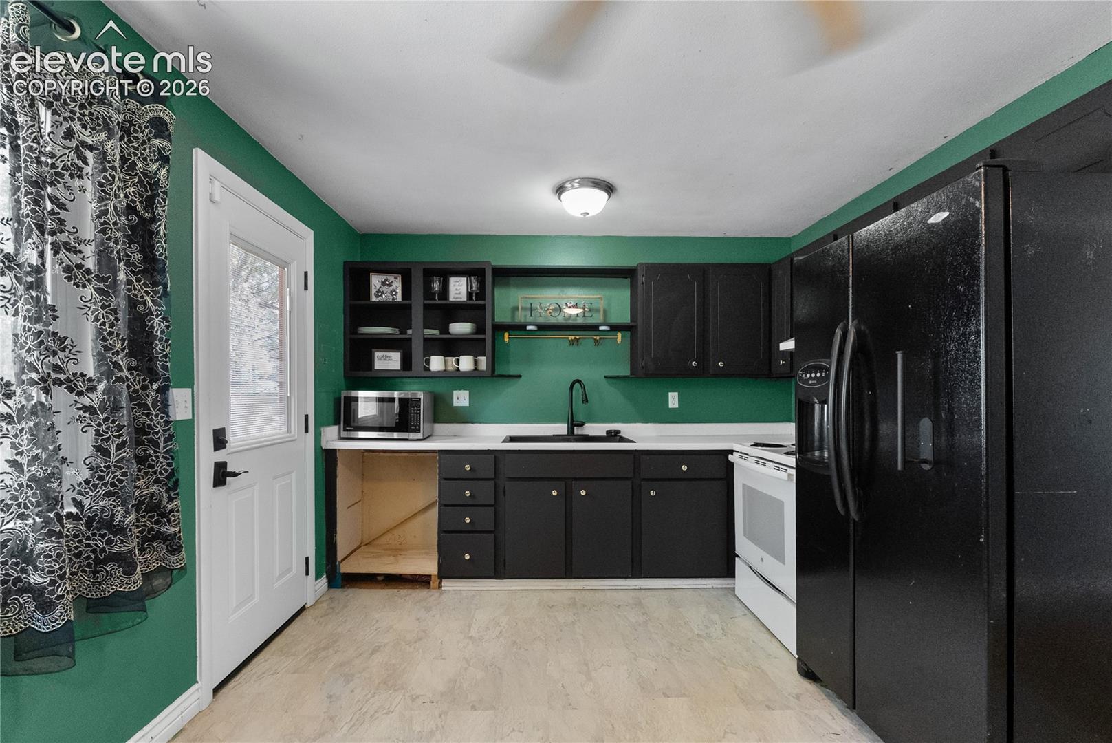 Photo 7 of 4011 E Pikes Peak Avenue, Colorado Springs