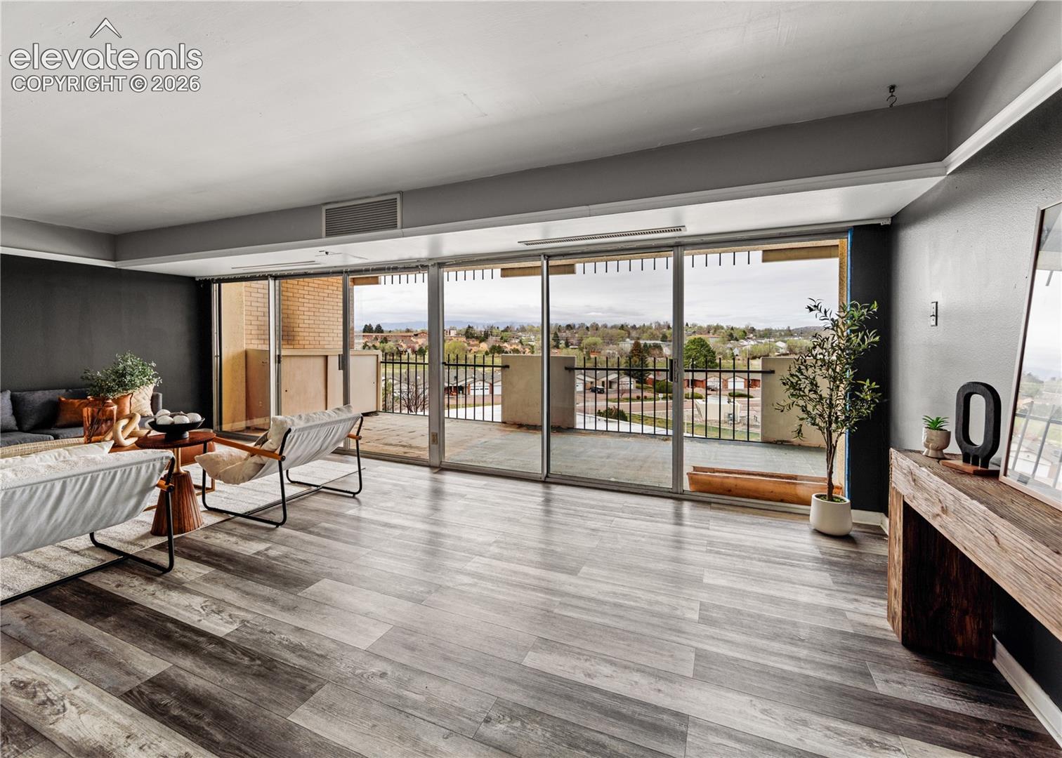 Photo 17 of 411 Lakewood Circle #C404, Colorado Springs