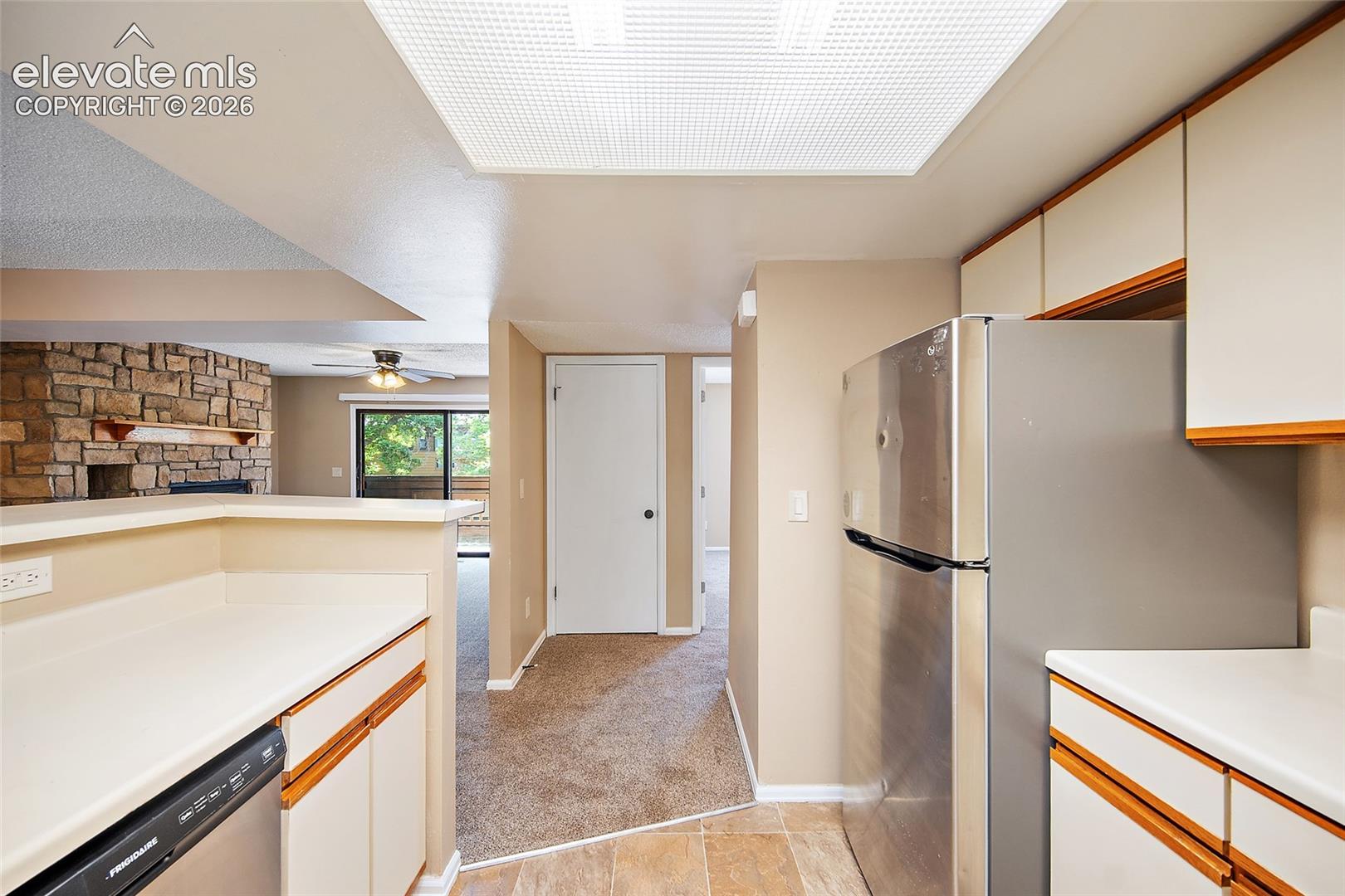 Photo 12 of 945 Moorings Drive, Colorado Springs