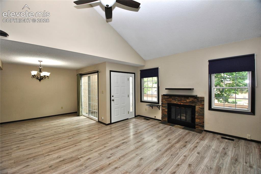 6109 Pine Hill Dr, Colorado Springs, CO 80918