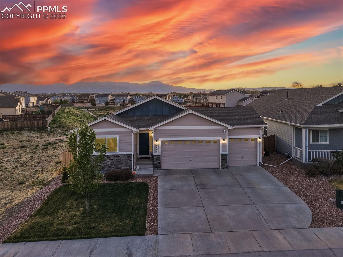 9808 Wando Dr, Colorado Springs, CO 80925