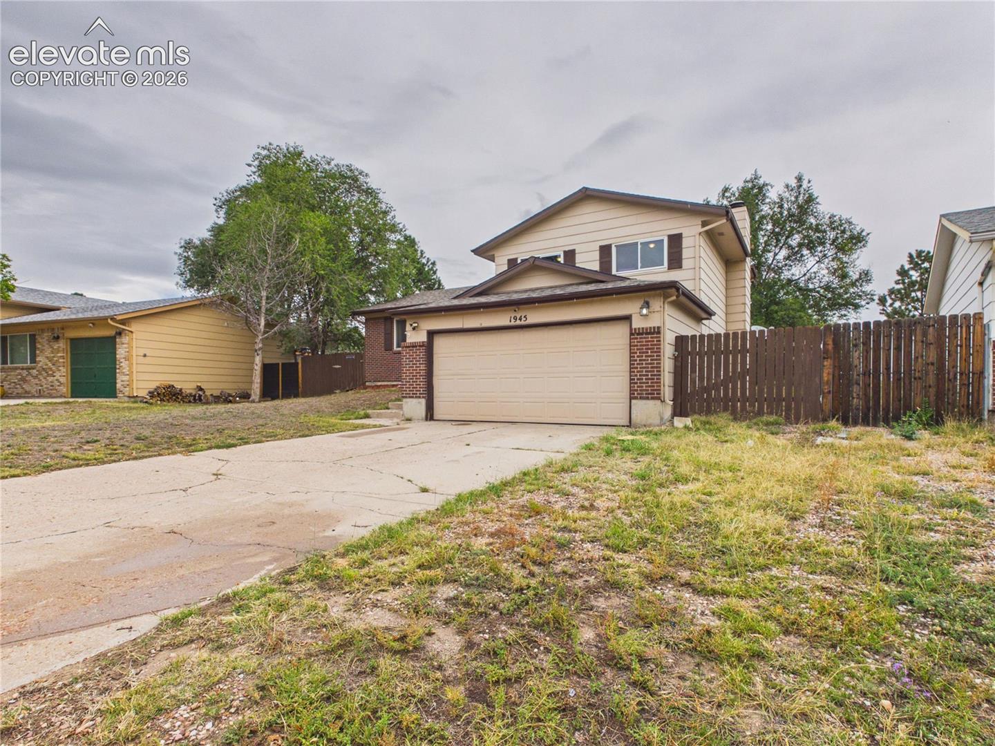 Photo 3 of 1945 Mineola Street, Colorado Springs