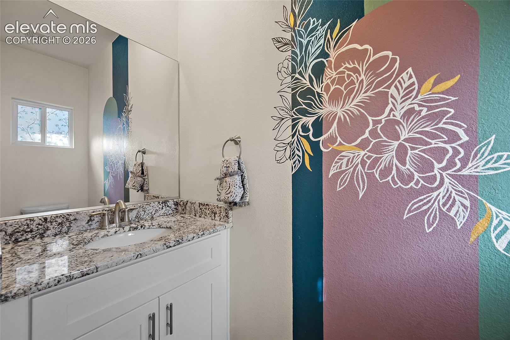Photo 13 of 734 N Walnut Street, Colorado Springs
