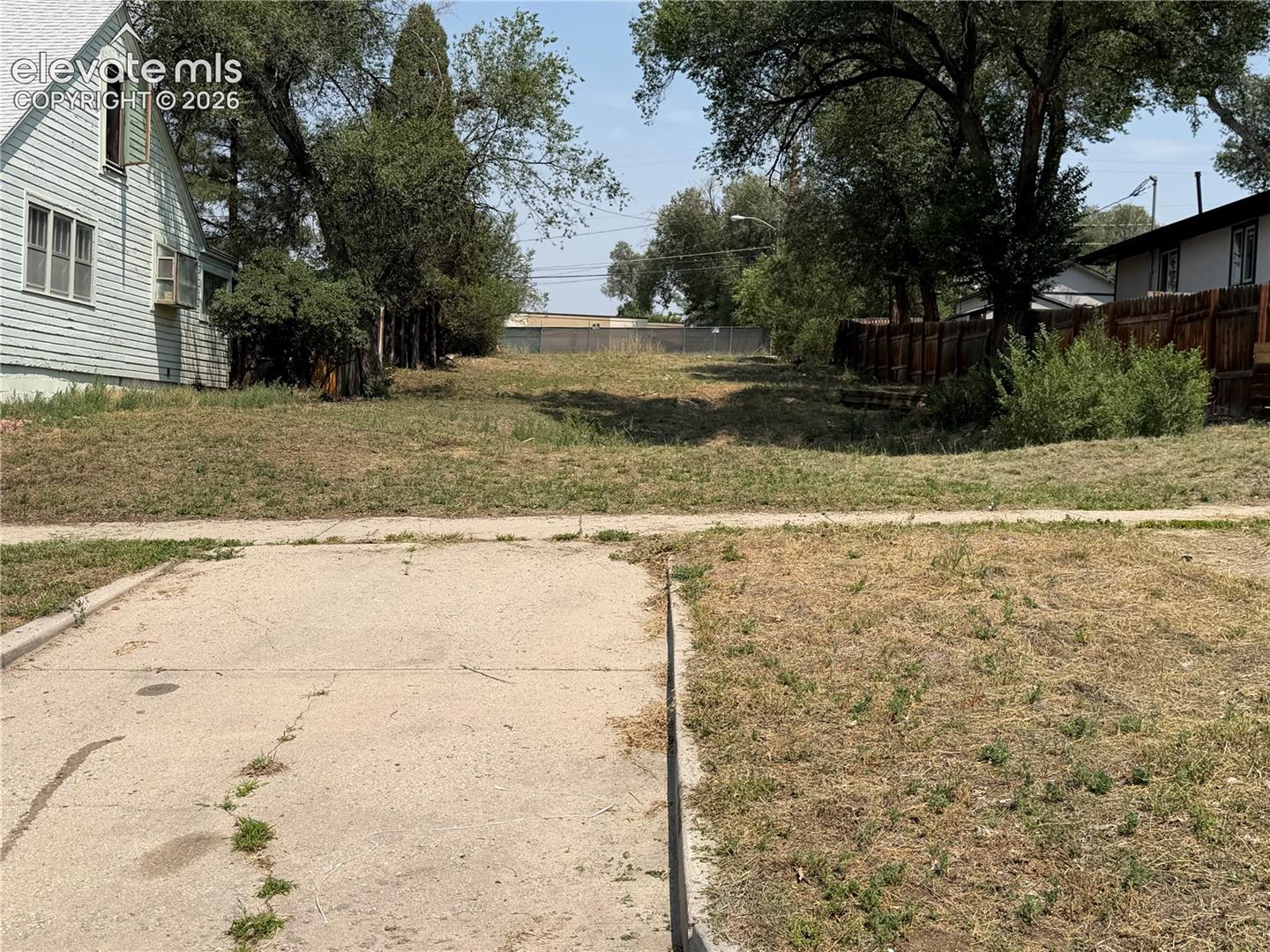 Photo 8 of 824 E Costilla Street, Colorado Springs