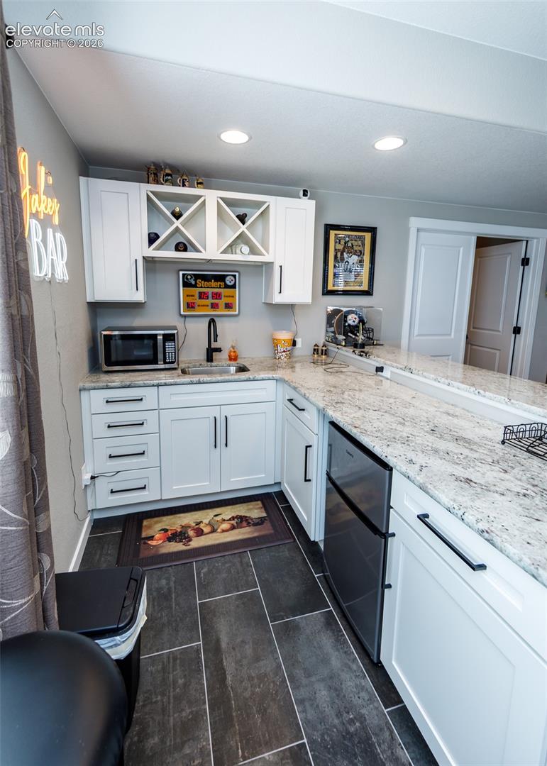 Wet Bar Family Room