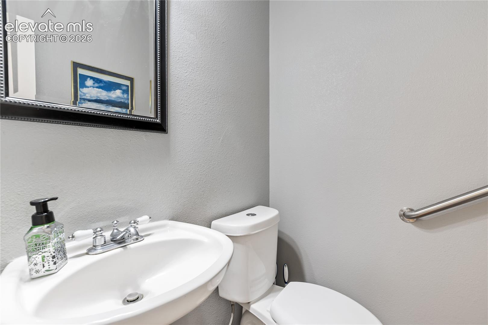1/2 bath on main