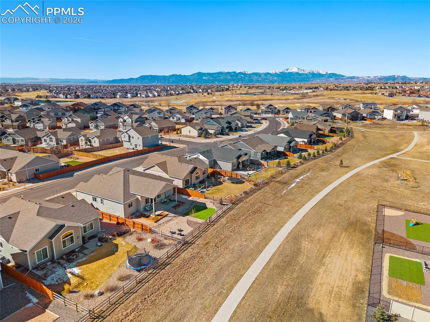 Photo 47 of 12646 Windingwalk Drive, Peyton