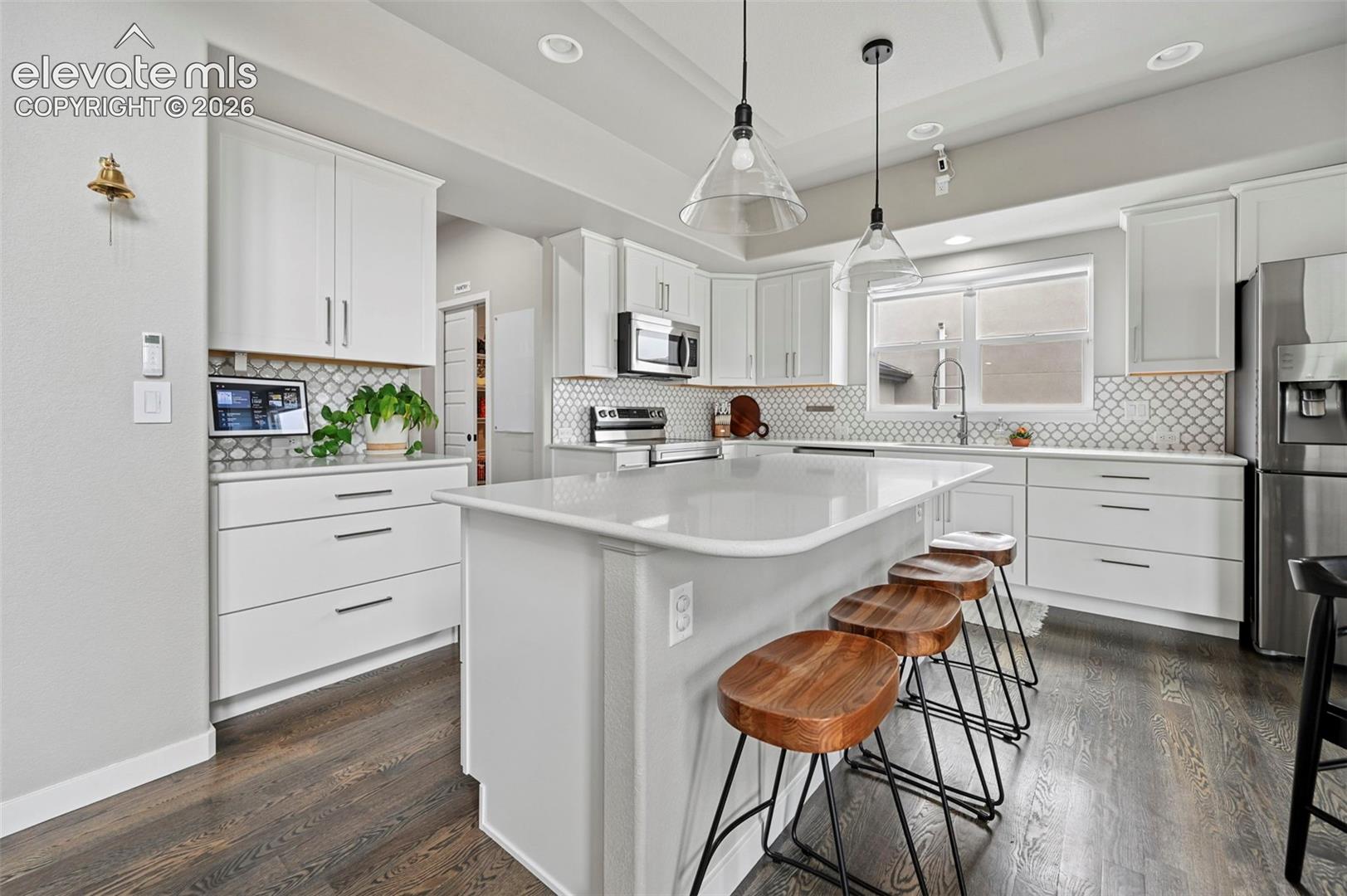 Photo 8 of 8182 Wheatland Drive, Colorado Springs