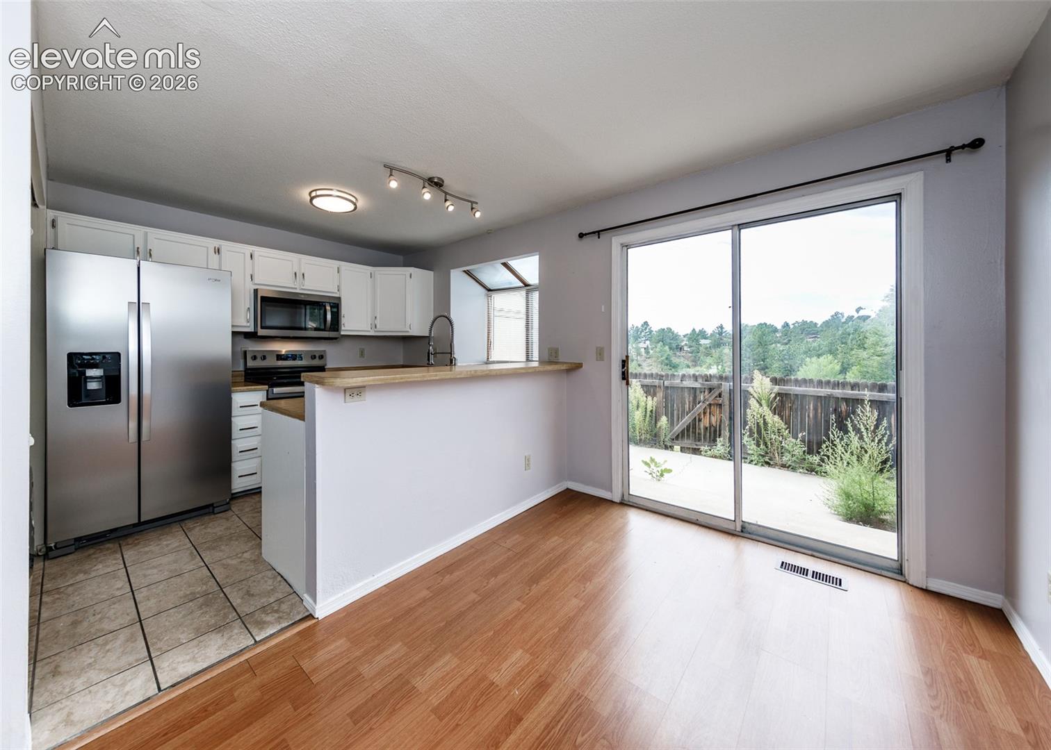 Newly Renovated Kitchen