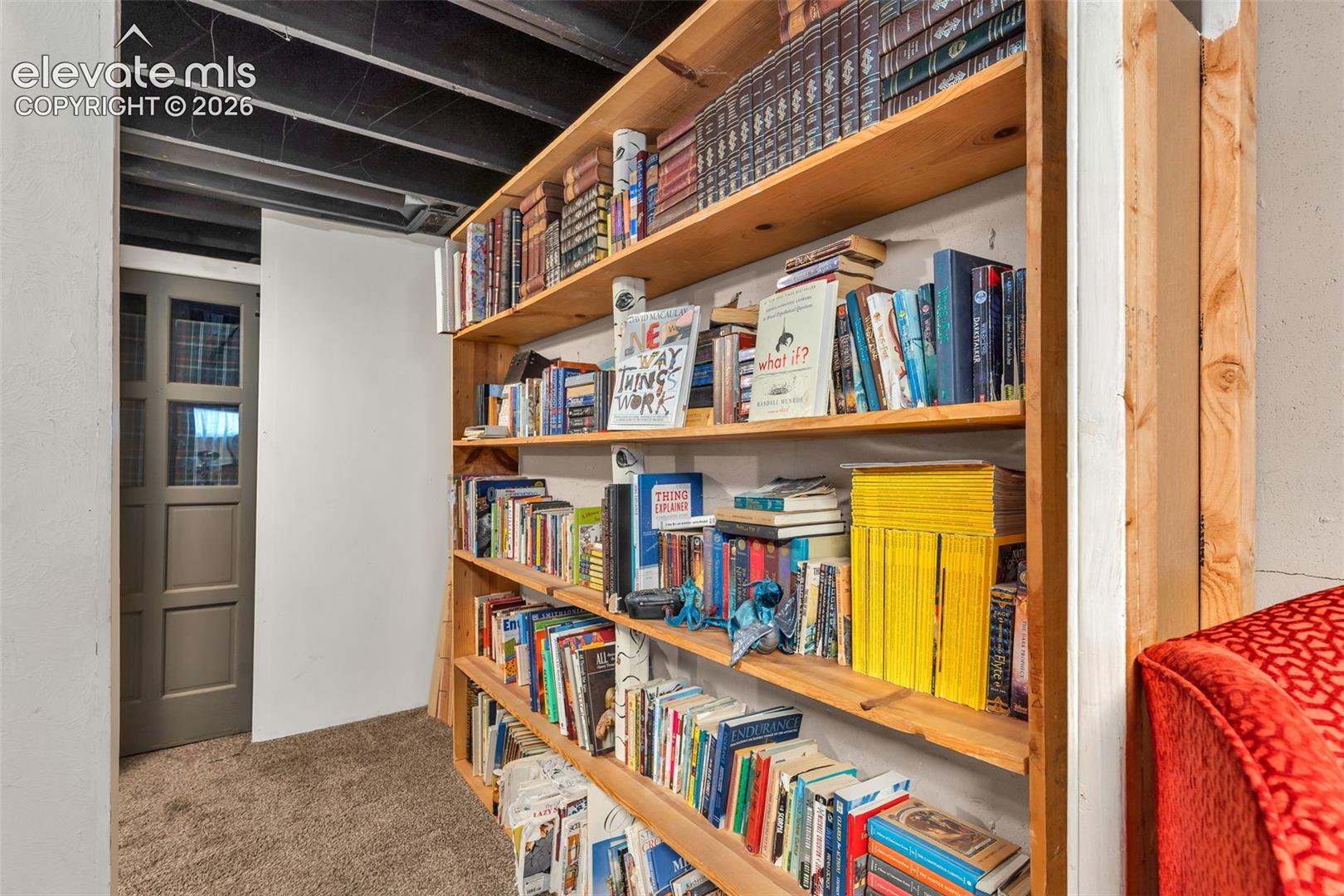 Library shevling