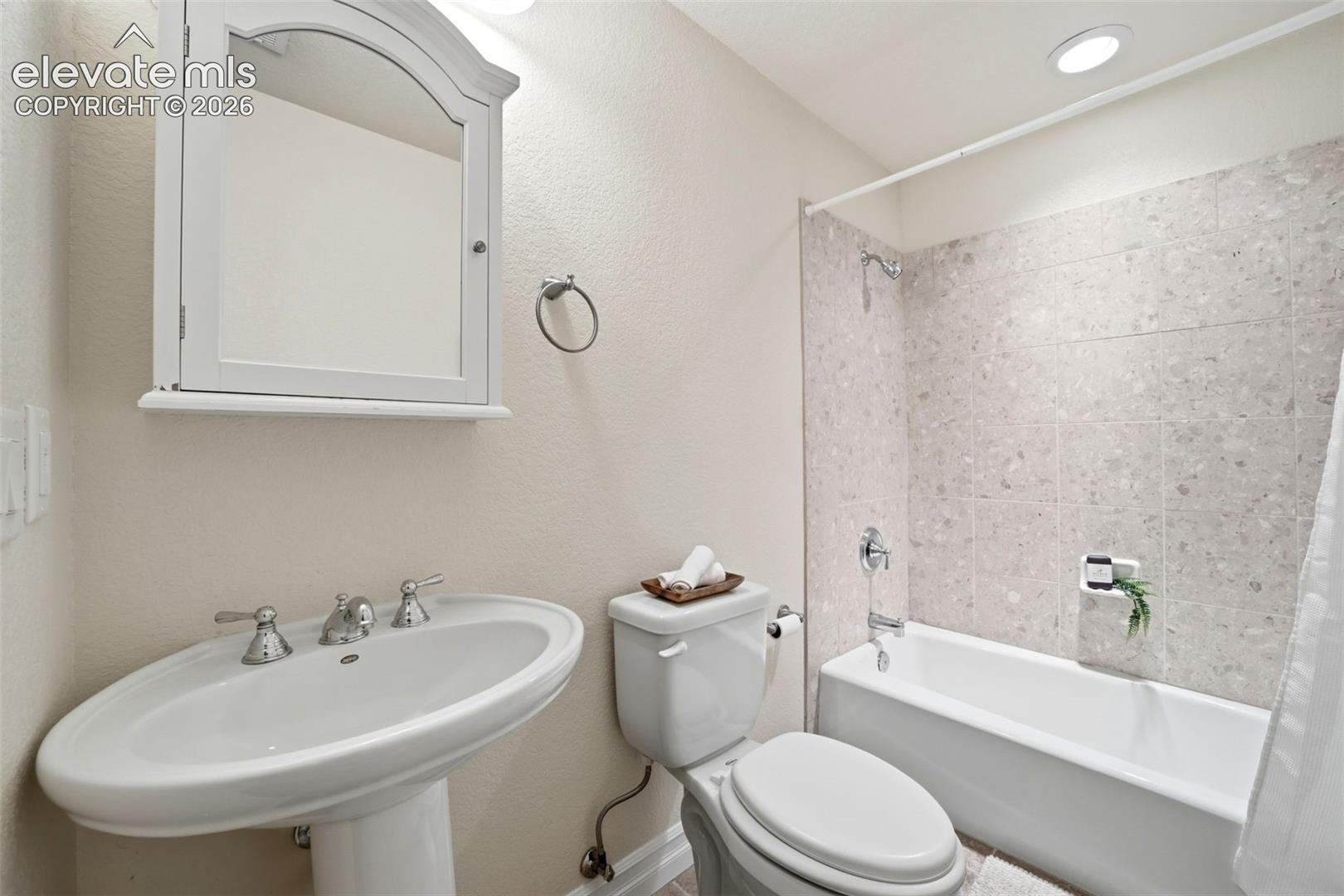 Photo 40 of 1024 S Greenbrier Drive, Pueblo West