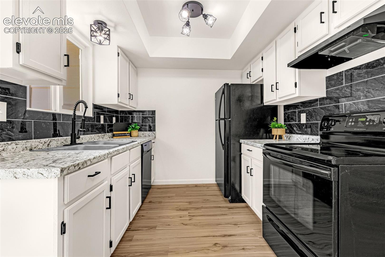 Photo 9 of 1220 Soaring Eagle Drive, Colorado Springs