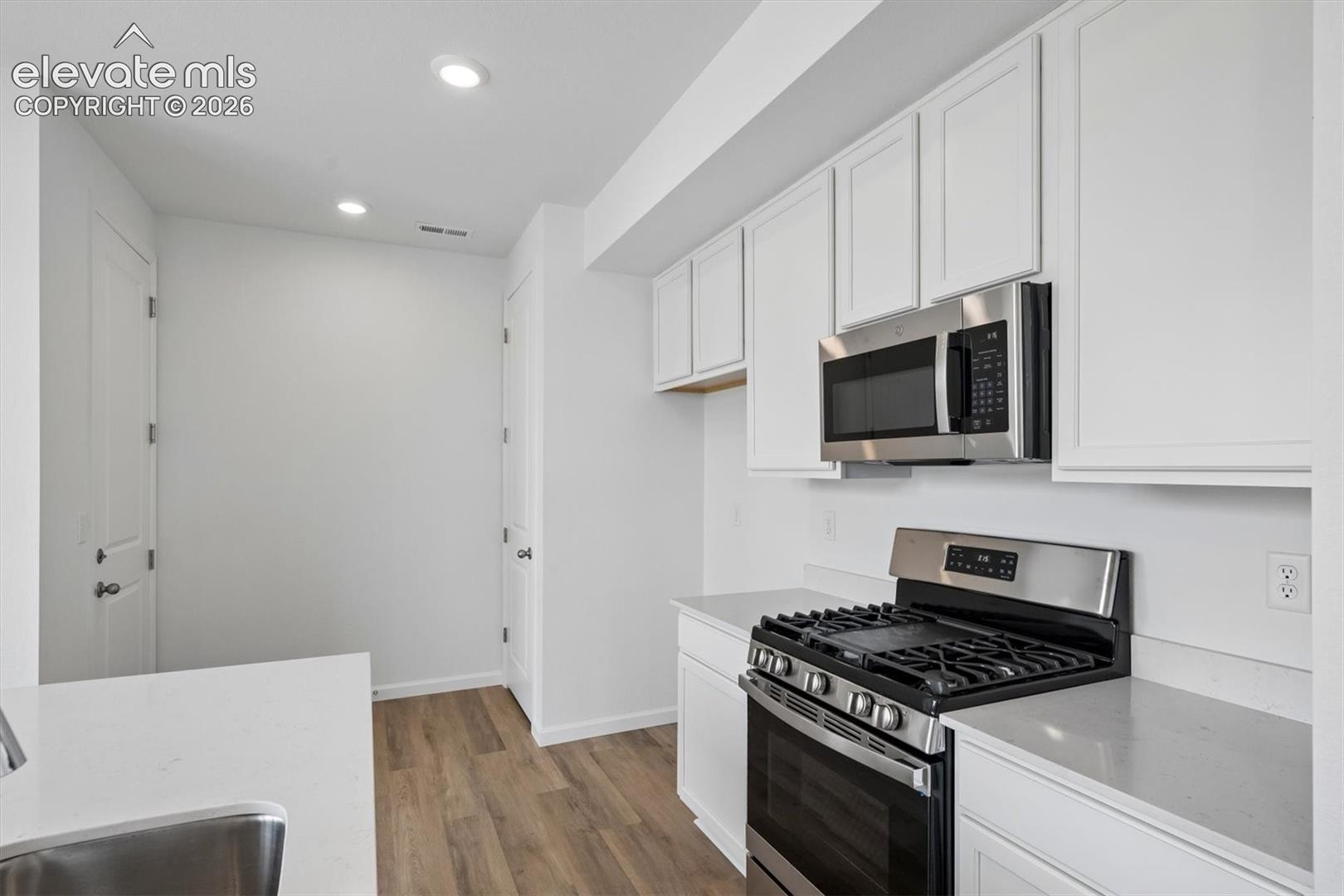 Photo 9 of 2454 Hannah Ridge Drive, Colorado Springs