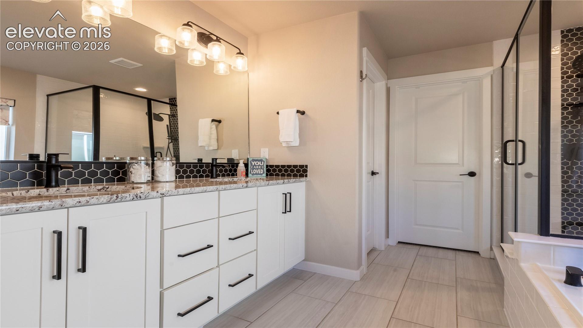 Primary Suite Bathroom