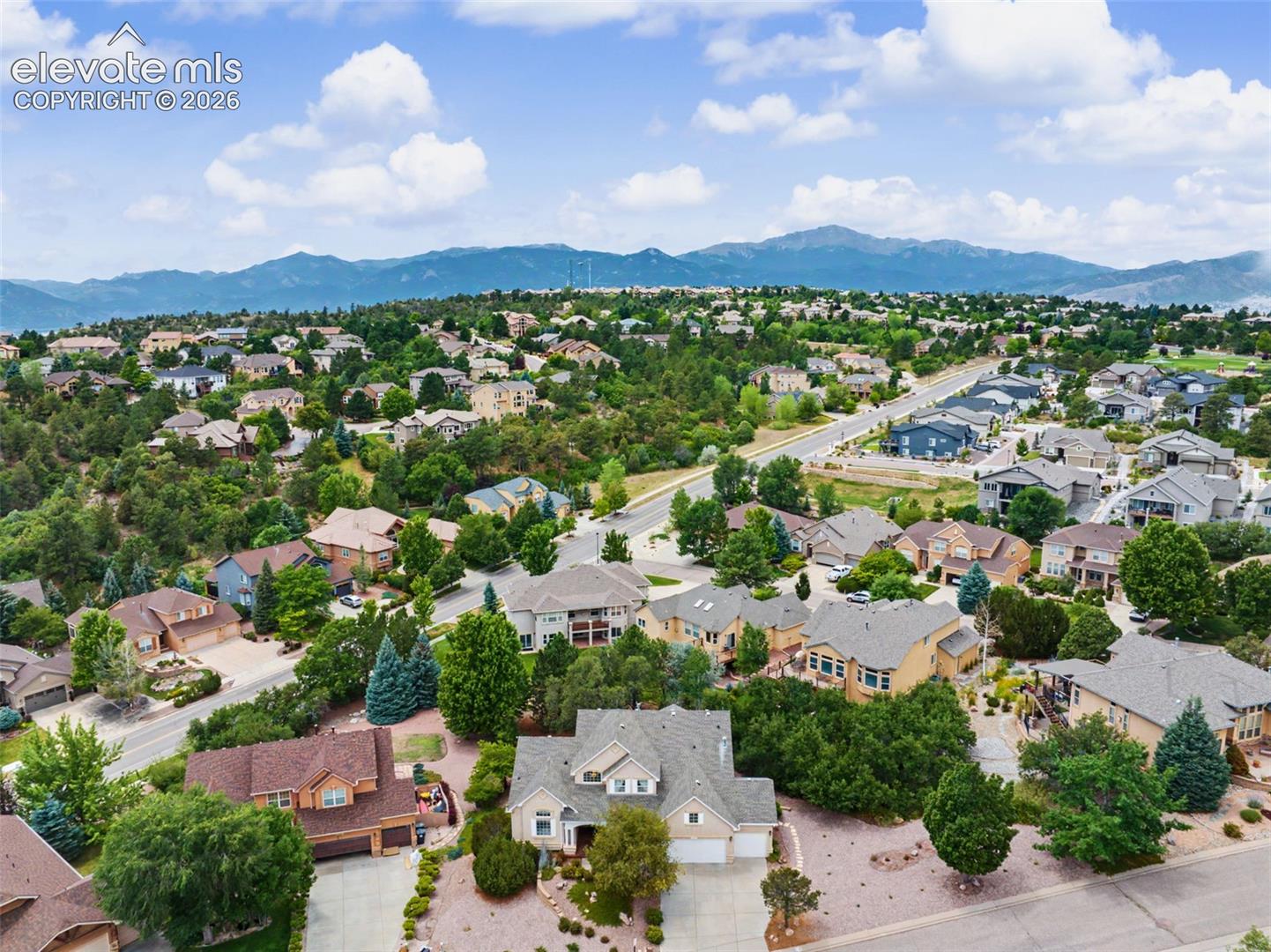 Close to Shopping, Restaurants, Medical, and More!