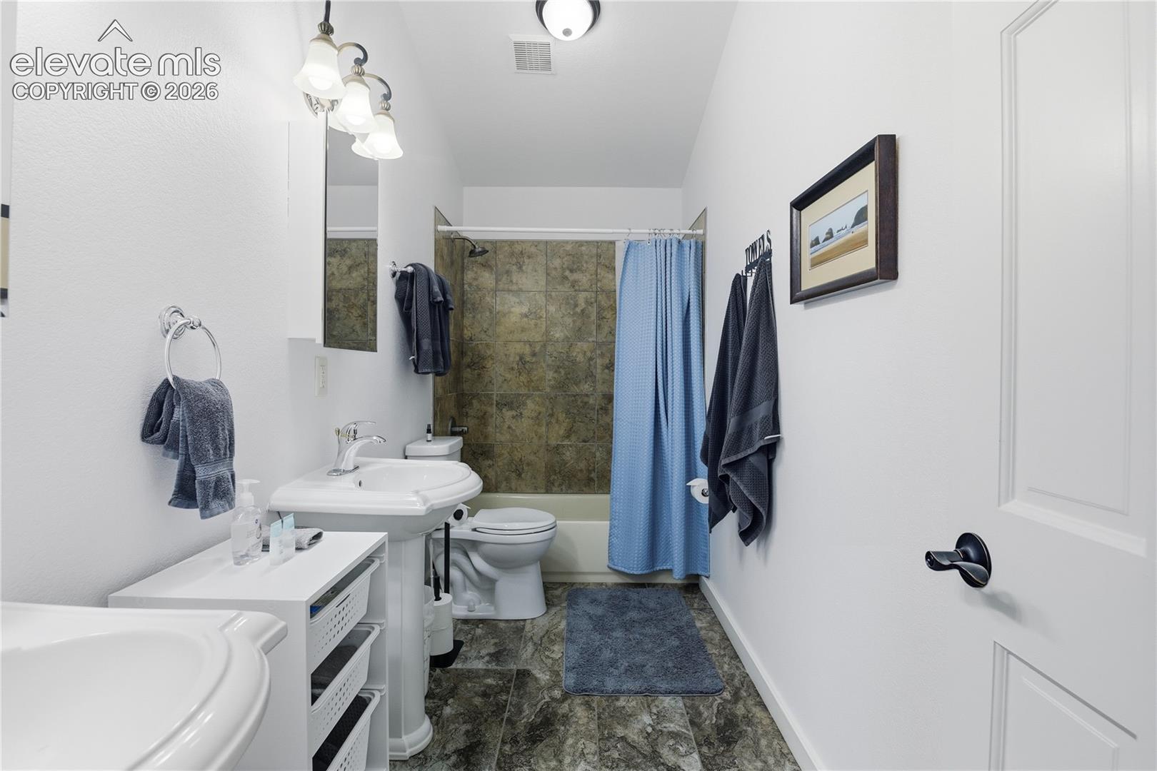 Photo 31 of 1636 Lakemoor Drive, Florissant