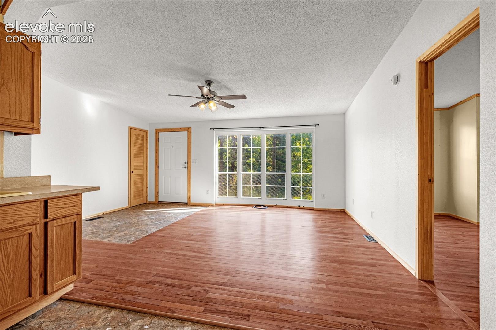 Photo 6 of 22 Silver Trail, Florissant