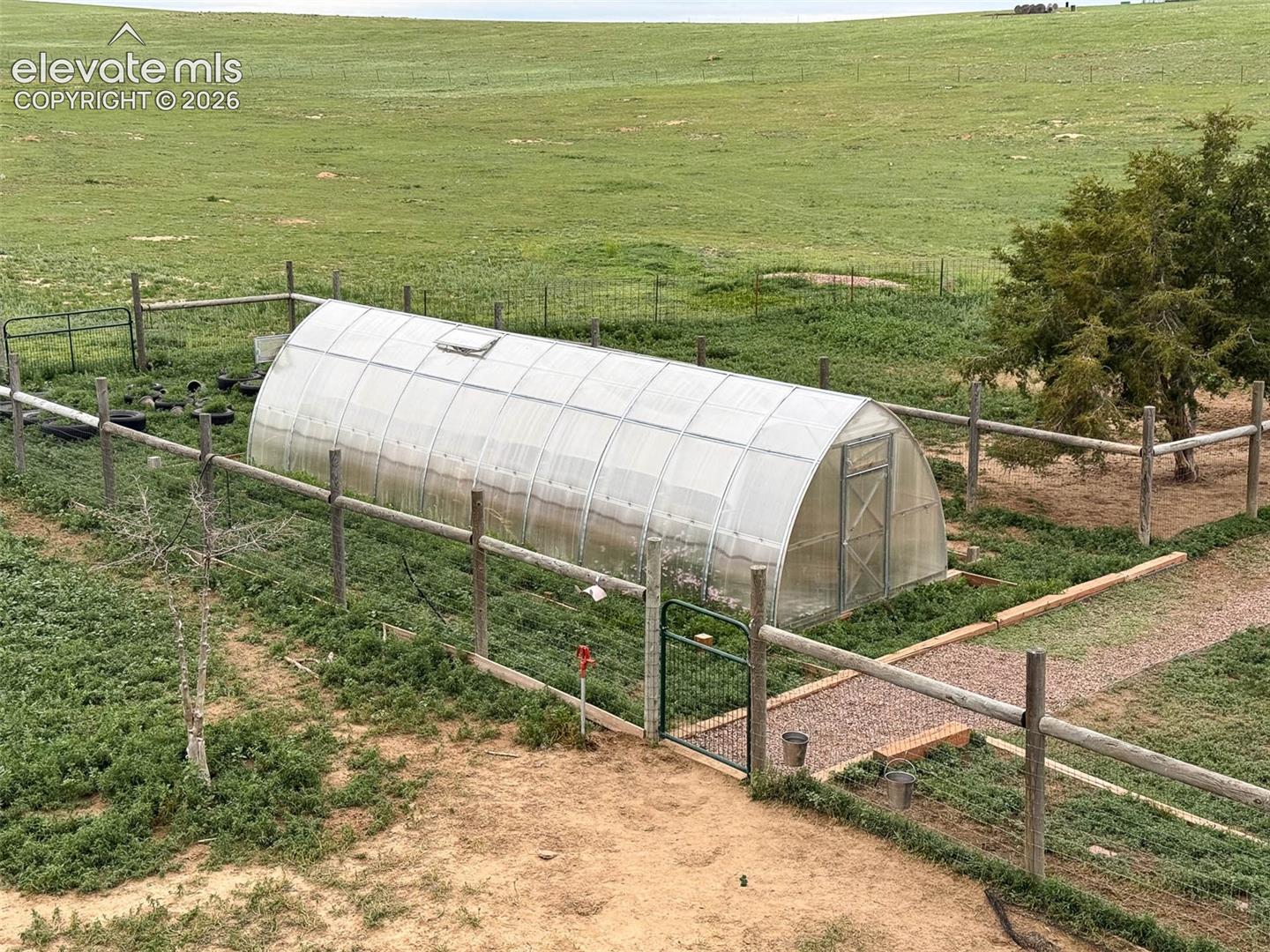 Greenhouse/Garden