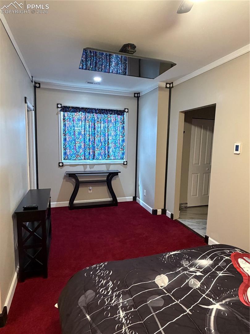 Spacious sitting area