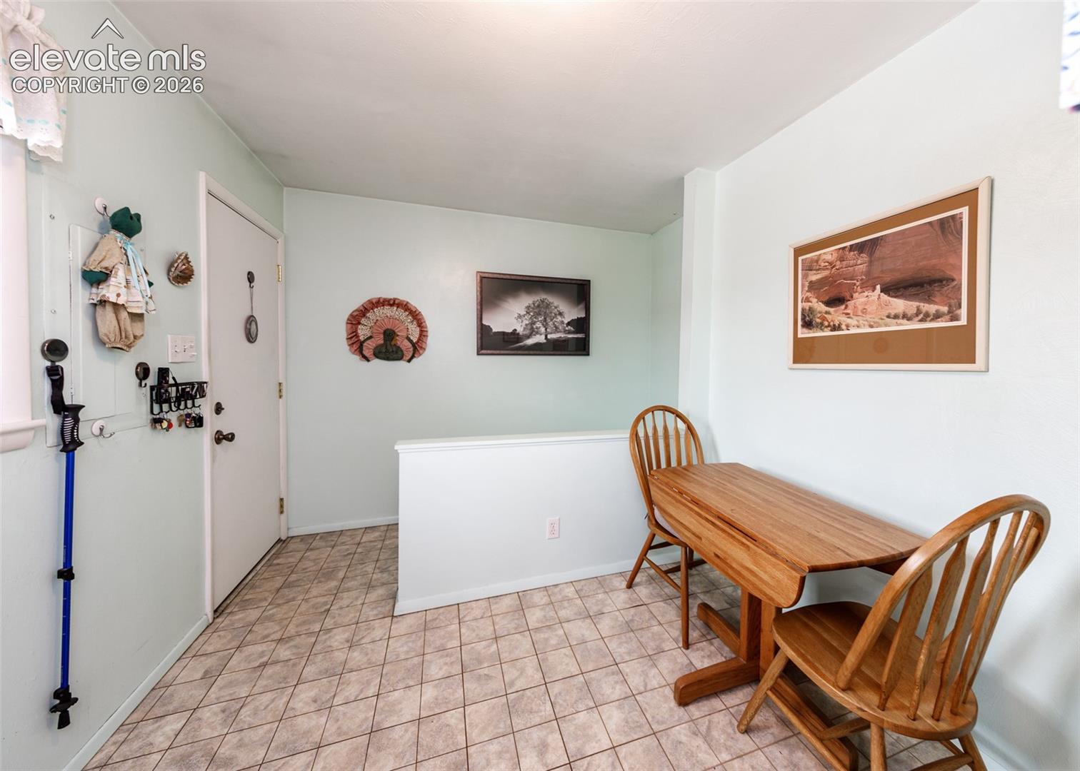 Eat-in Kitchen