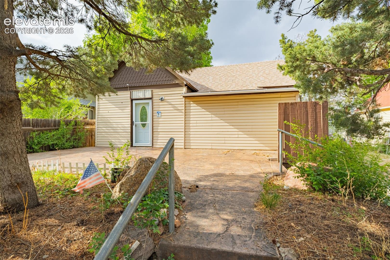 Photo 30 of 416 W Platte Avenue, Colorado Springs