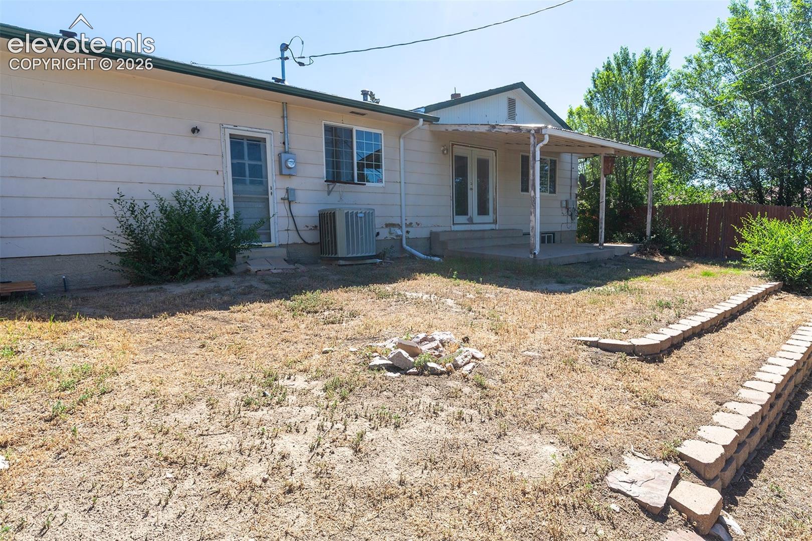 1443 Acacia Dr, Colorado Springs, CO 80907 photo