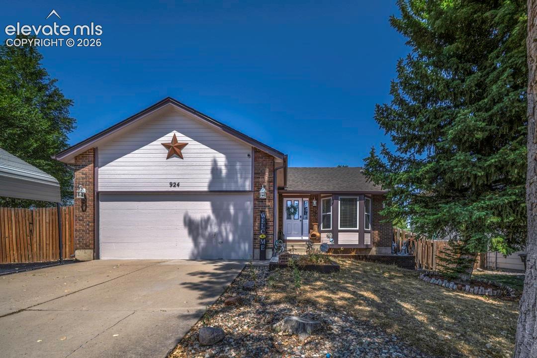 924 White Stone Way, Fountain, CO 80817