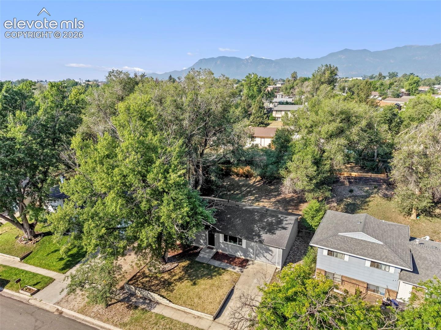 Photo 31 of 838 Kingsley Drive, Colorado Springs