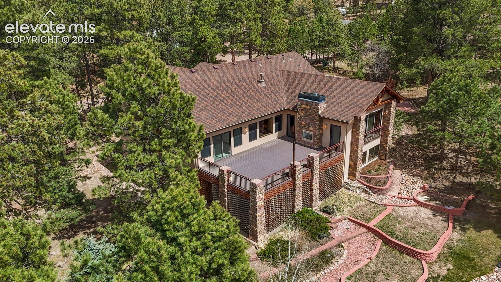 Nestled in a retreat setting with incredible pikes peak views