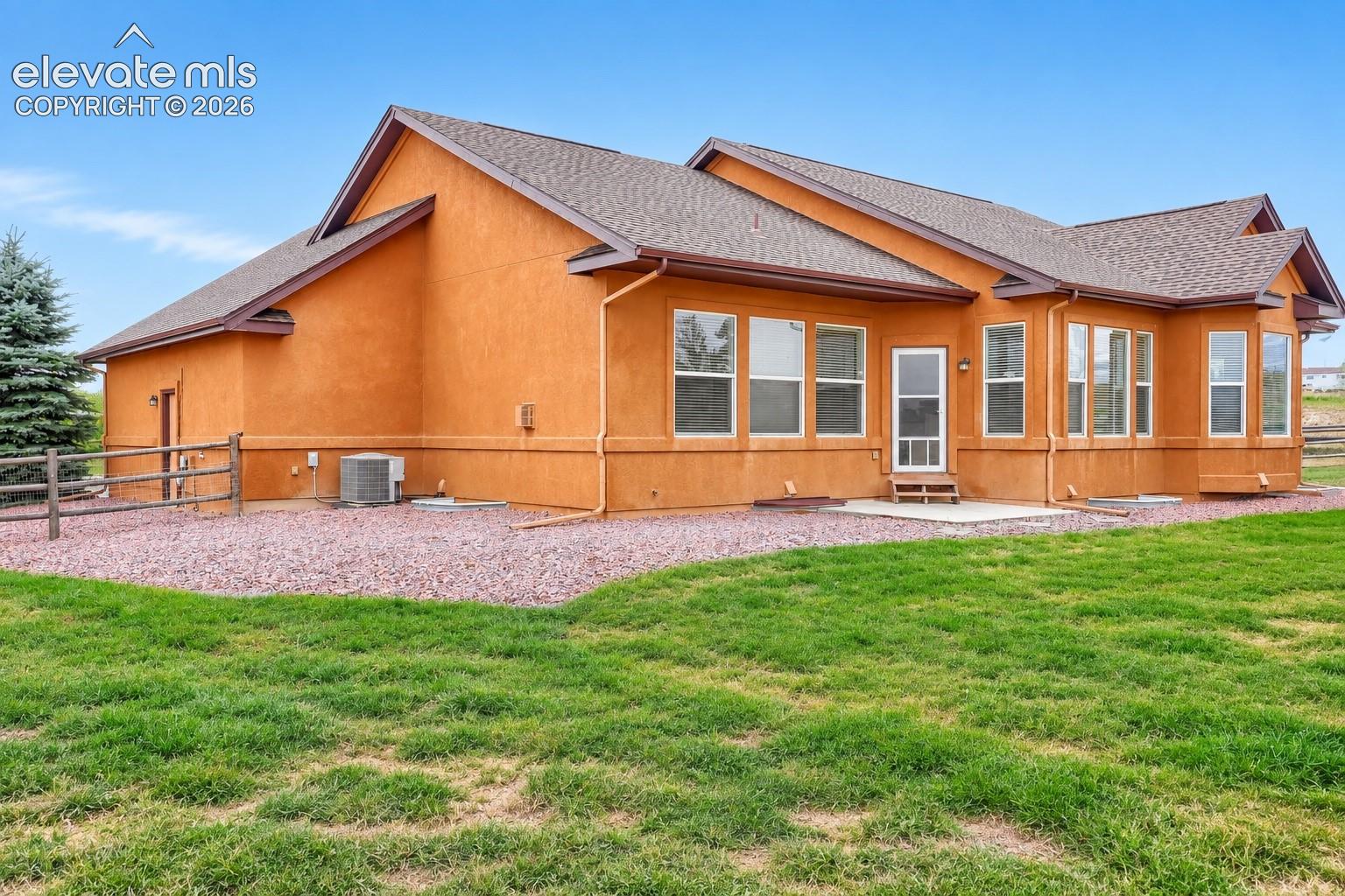 Photo 41 of 10967 Klondike Drive, Peyton