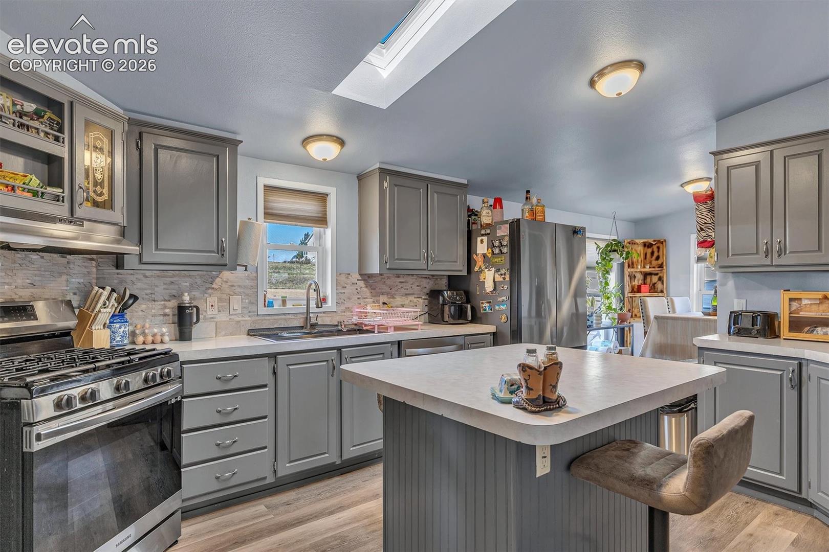 Photo 8 of 4175 Feather Ridge Drive, Peyton