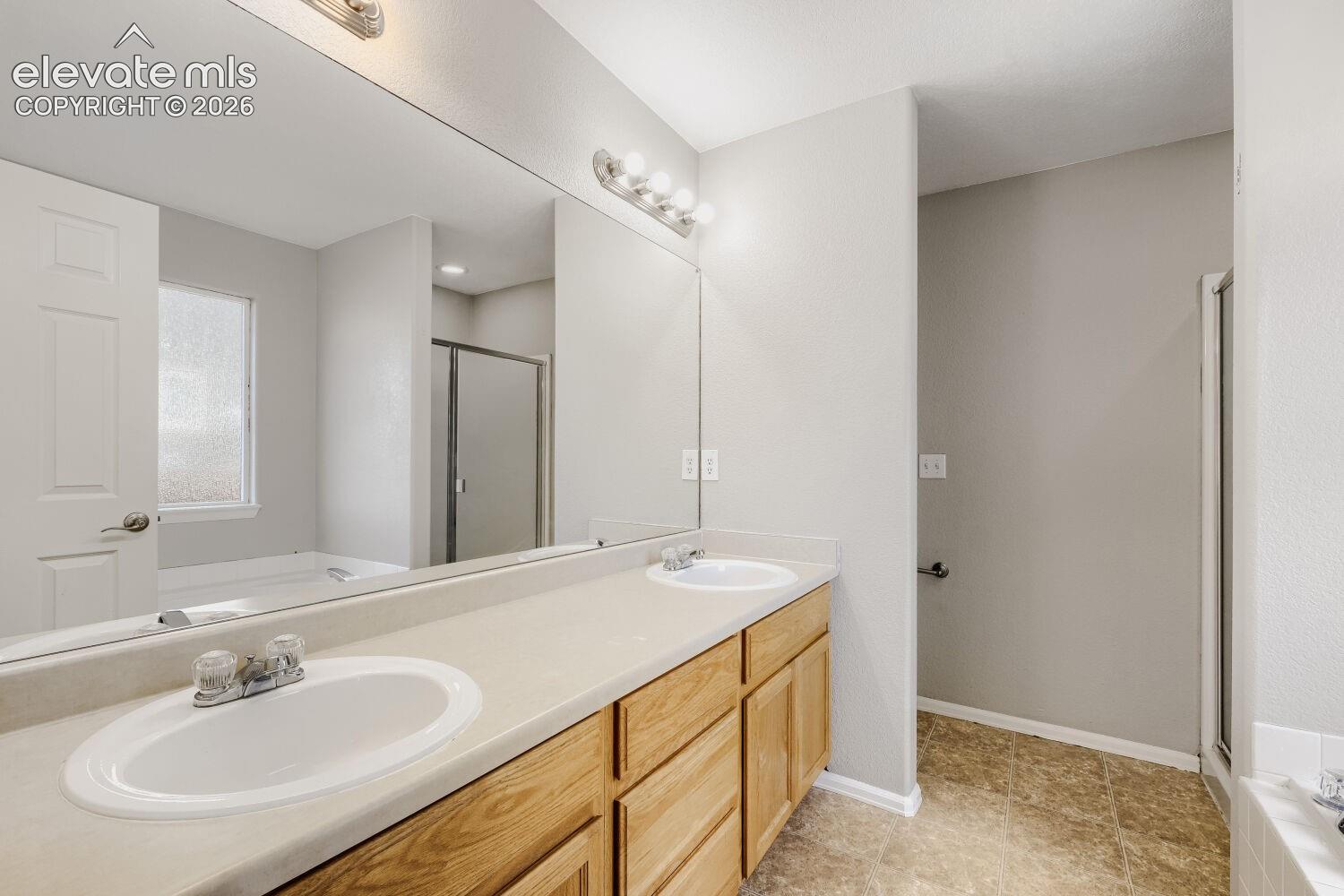 Photo 16 of 9256 Portmarnock Court, Peyton