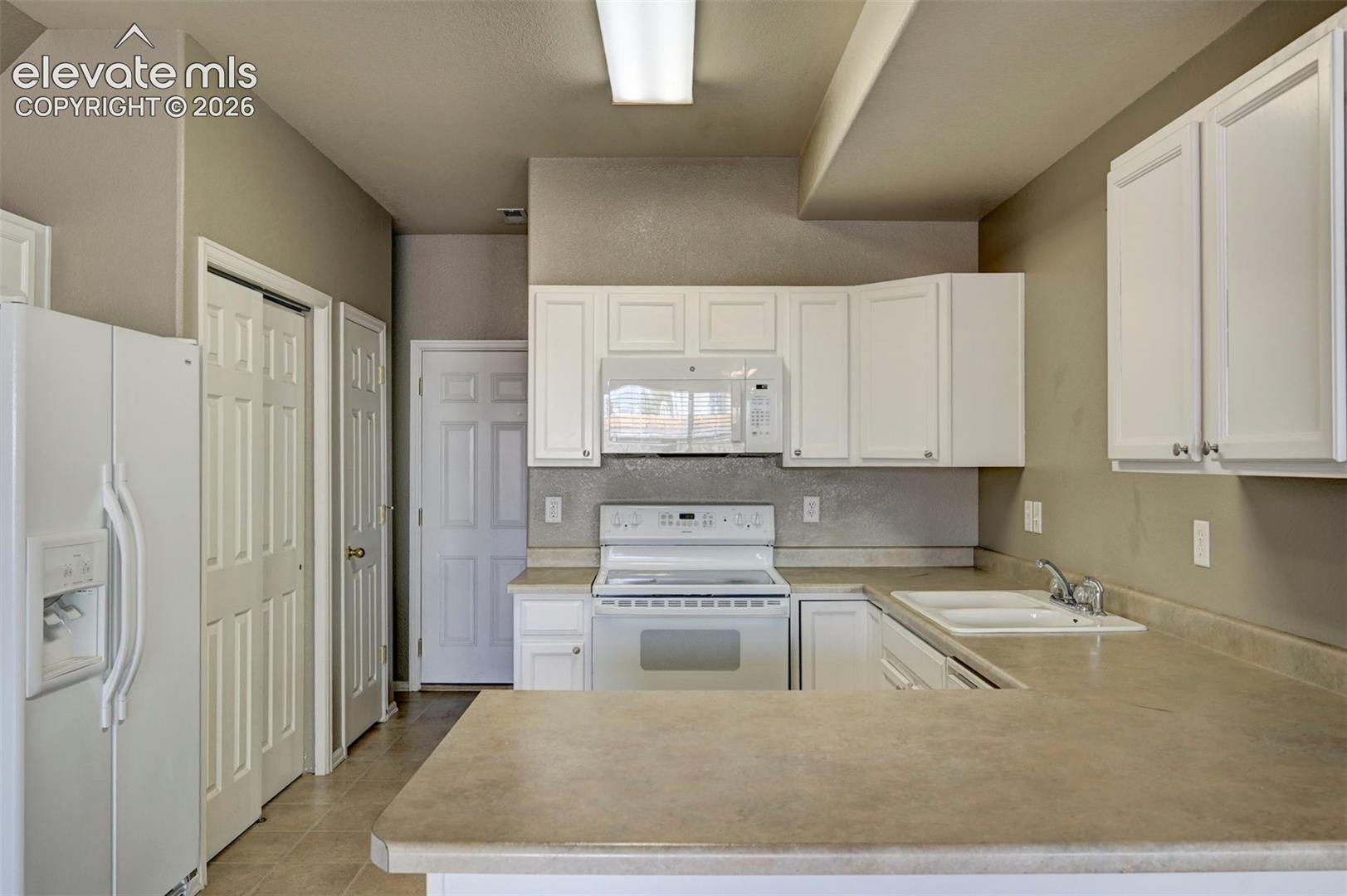 Photo 7 of 863 Red Thistle View, Colorado Springs
