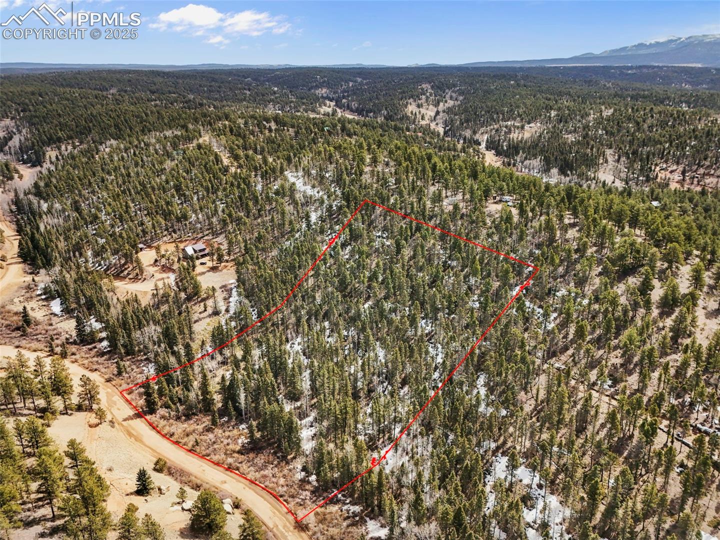 Property lines are approximate and not a survey.