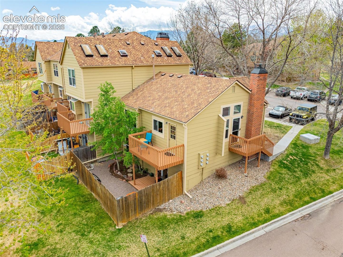 Photo 31 of 539 Rolling Hills Drive, Colorado Springs