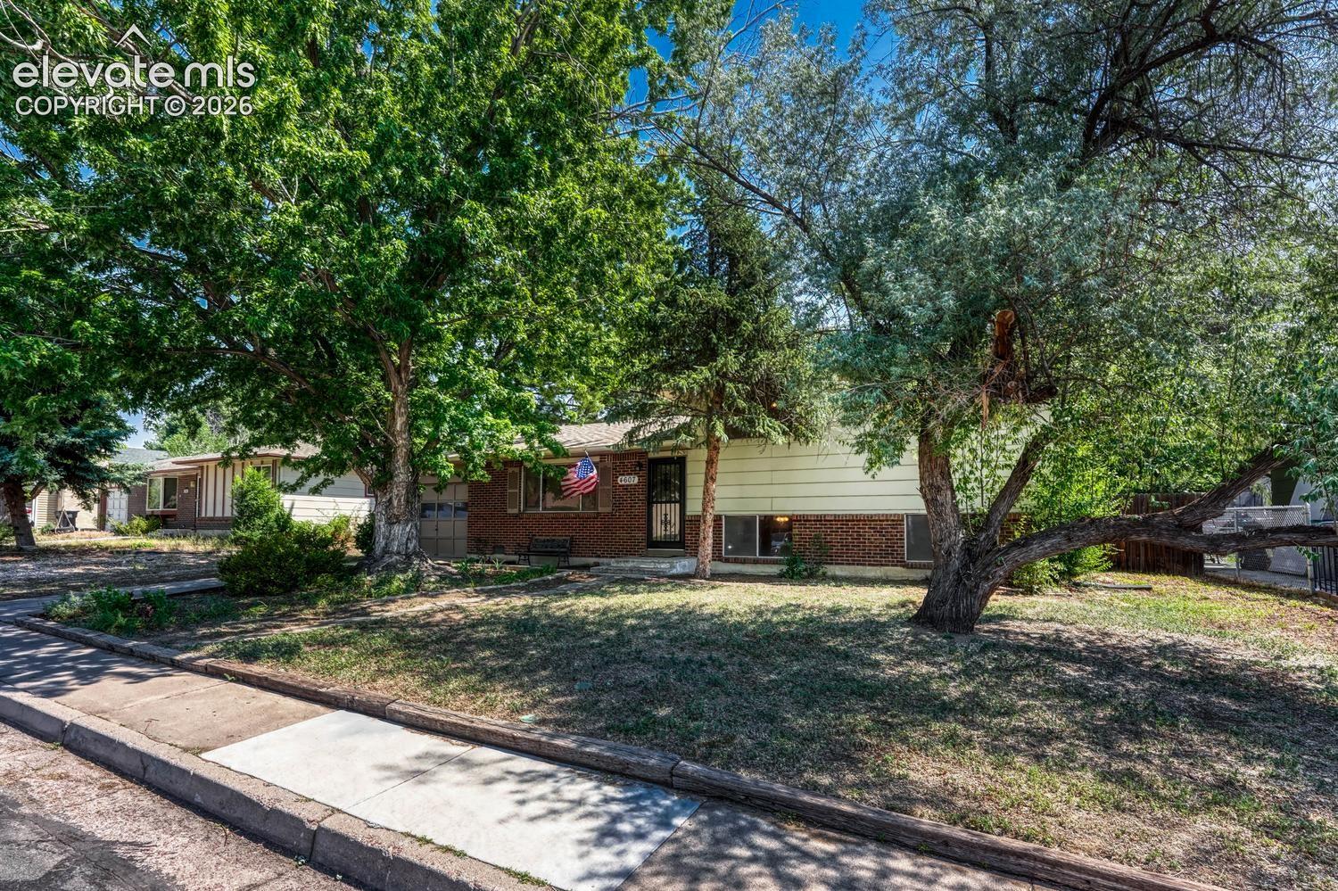 4607 Bella Dr, Colorado Springs, CO 80918