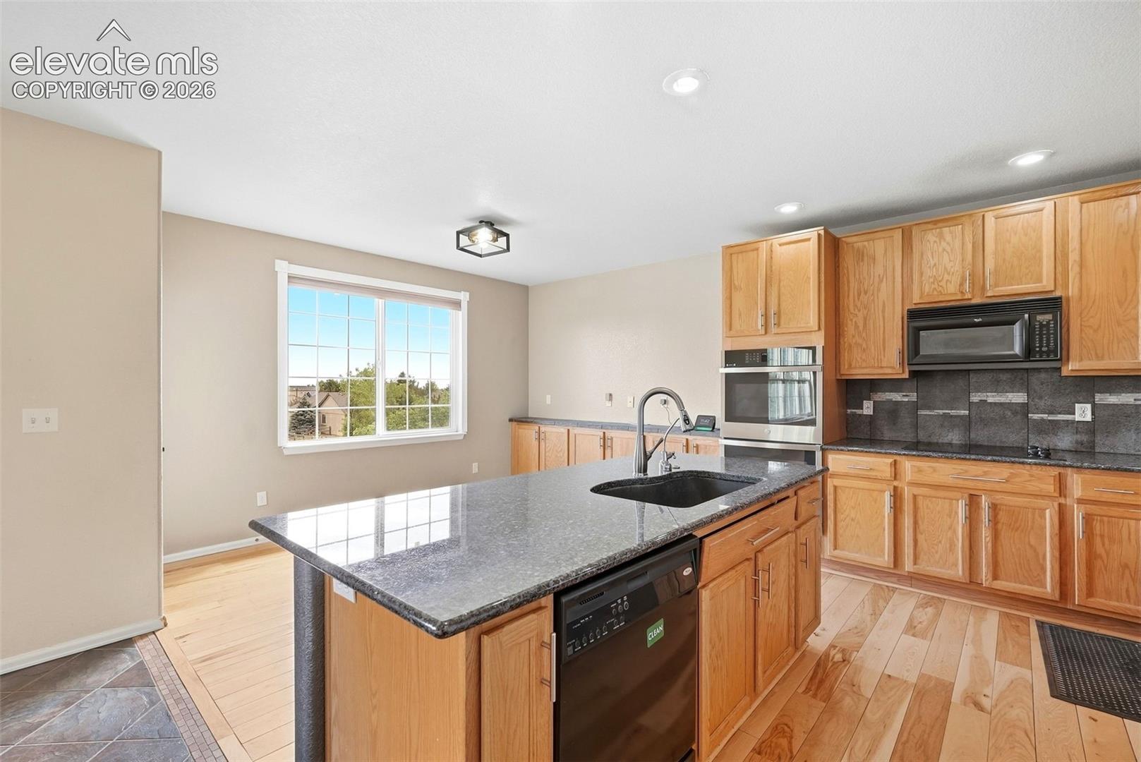 Photo 14 of 8931 Oakmont Road, Peyton