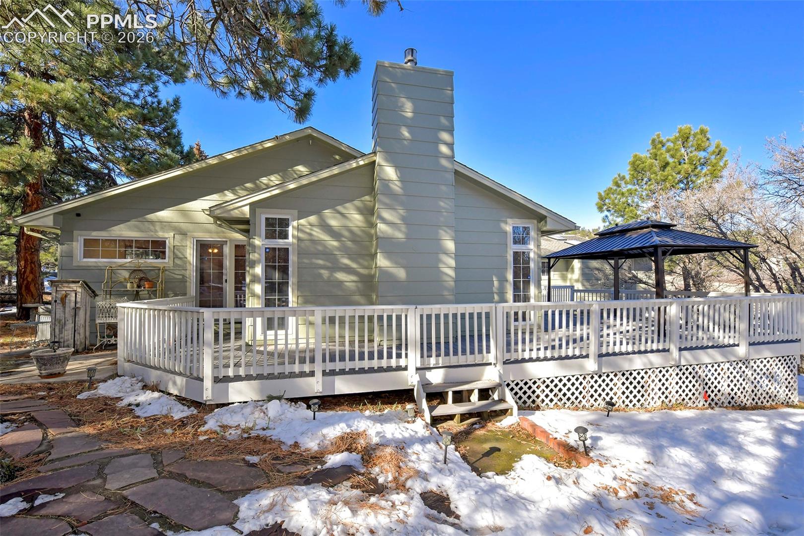 435 Woodmen Rd, Colorado Springs, CO 80919