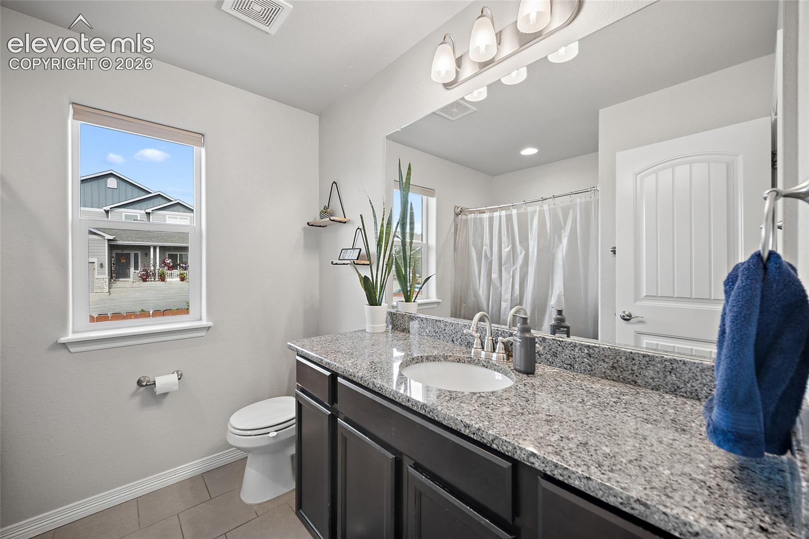 Photo 17 of 9790 Vistas Park Drive, Peyton