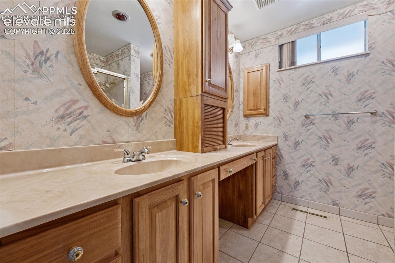 Photo 17 of 3146 Breckenridge Drive, Colorado Springs