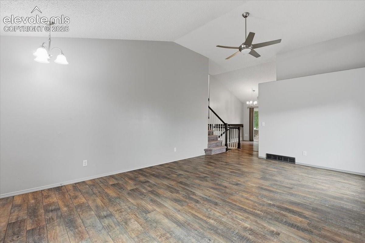 Photo 14 of 690 Snowpeak Court, Colorado Springs