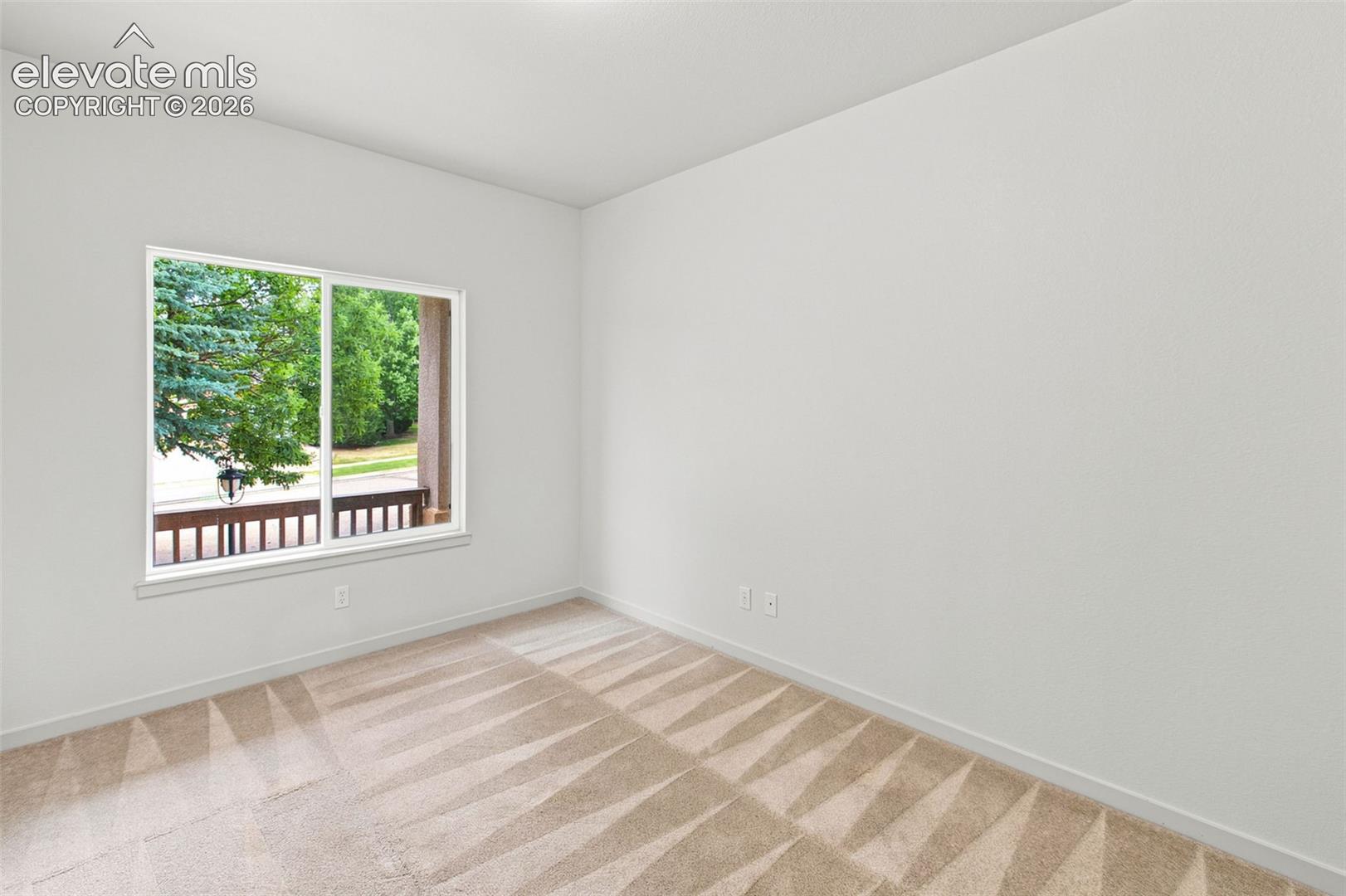3335 Hollycrest Dr, Colorado Springs, CO 80920