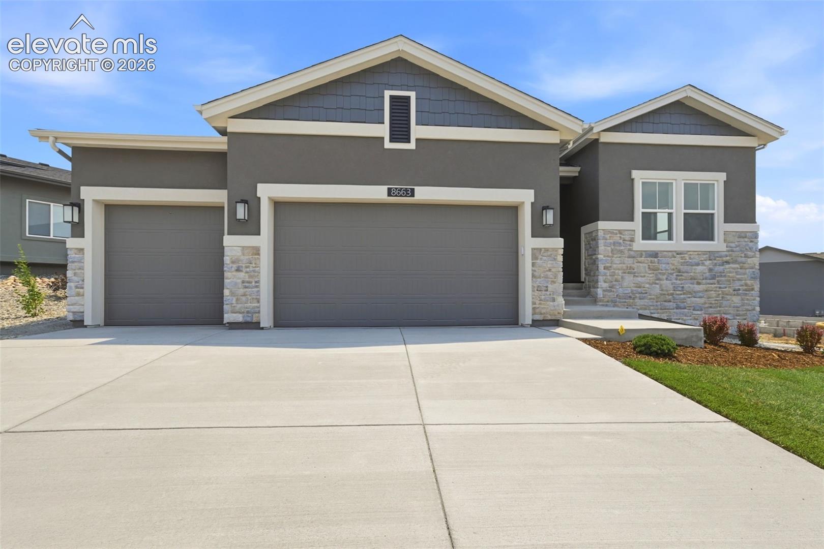 8663 Noreen Falls Dr, Colorado Springs, CO 80924