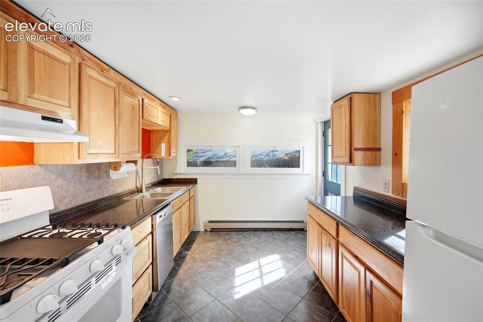 Photo 12 of 39 W Brookside Street, Colorado Springs