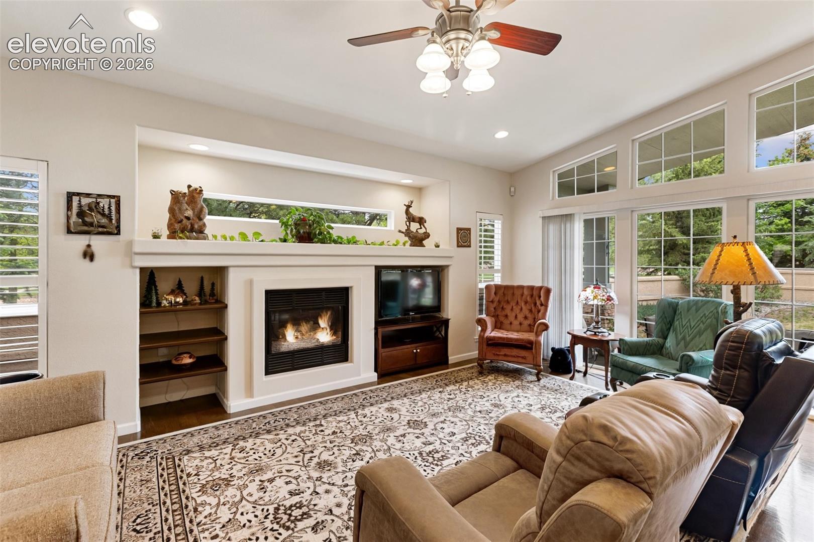 Photo 7 of 3385 Hollycrest Drive, Colorado Springs