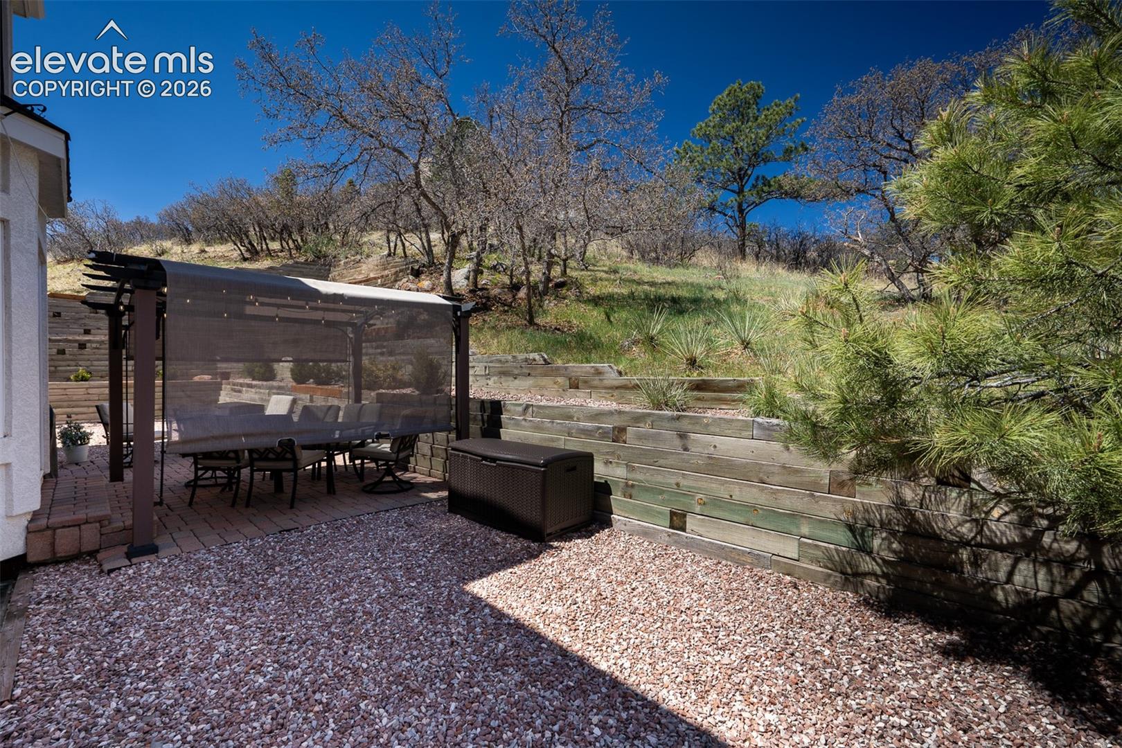 8450 Melross Court